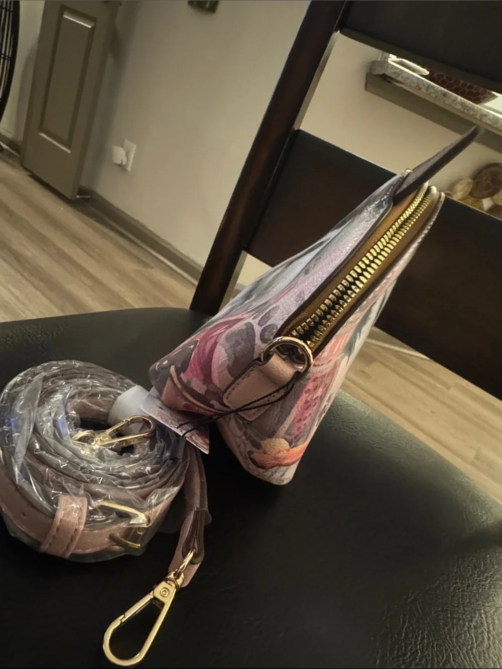 😊Brentano Cozy Yorkie Boutique Crossbody Bag❣️BRAND NEW